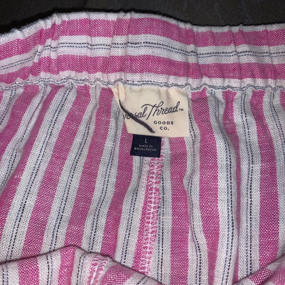 Universal Thread High Rise Pull On Shorts - Picture 4 of 4